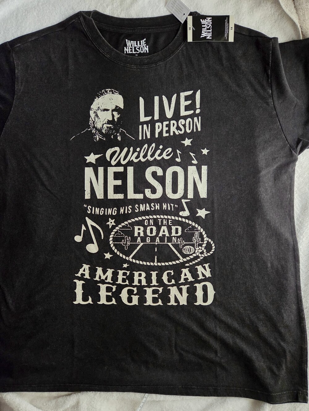 Willie Nelson Live! In Person Legend Concert Women's Black Tee 1990 Tour NWT